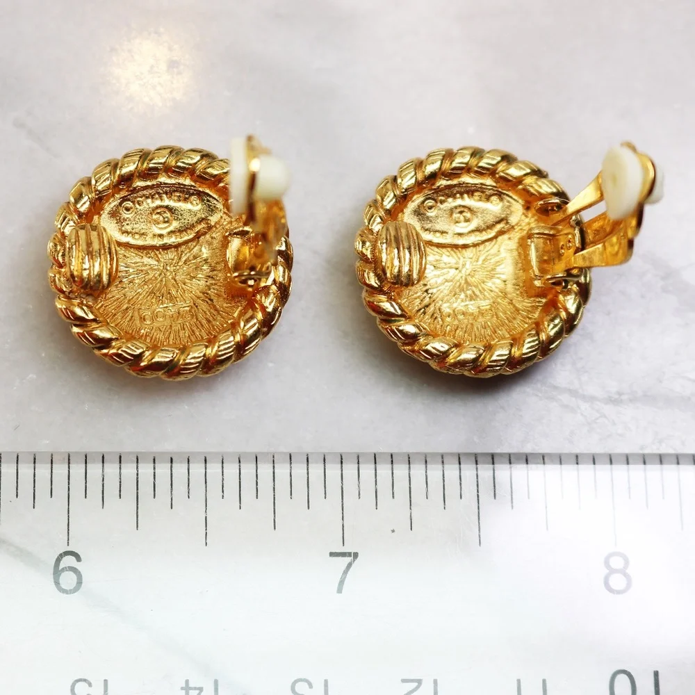 Chanel CC Logo Gold Plated Earrings ~ Vintage Chanel Clip-on Earrings ~ EUC